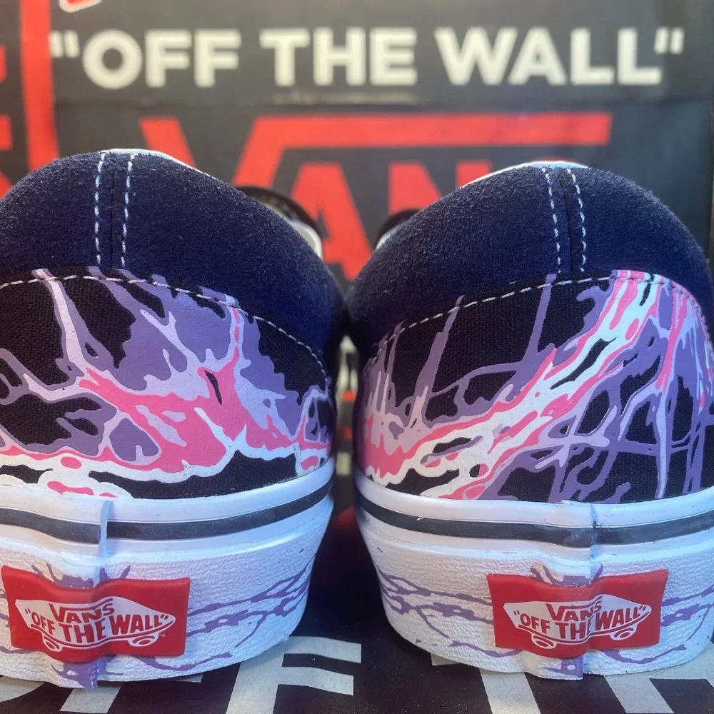 Vans Men's 4.5/Women's 6 Slip On Zap Glow In Dark Dress Blues/Black Skulls